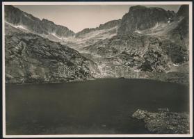 cca 1910  Magas-Tátra, Kis-tarpataki Öttó / Zöldtavi-csúcs, Erdélyi Mór felvétele, hátulján feliratozva, 11,5×16 cm / Vysoké Tatry, vintage photo, with notes on its back,  11,5×16 cm