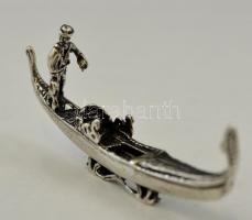 Ezüst(Ag) gondola (dísztárgy), jelzett, 6x3 cm, nettó: 14,3 g