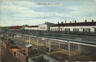 Breclav, Severni Nadrazi / Noth railway station with wagons  (EK)