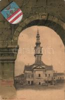 Késmárk, Kezmarok; városháza, címeres litho keret. Wiesner J. F. kiadása / town hall, coat of arms, litho frame (r)