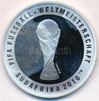 Németország 2010. FIFA Fussball-Weltmeisterschaft Südafrika FIFA Világbajnokság ezüstözött fém emlékérem (35mm) T:PP ujjlenyomat Germany 2010. FIFA Fussball-Weltmeisterschaft Südafrika FIFA World Cup silver plated metal commemorative medal (35mm) C:PP fingerprints