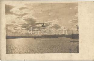 1918 Osztrák-Magyar Haditengerészet hidroplánja / K.u.K. Kriegsmarine Seeflugzeug / WWI Austro-Hungarian Navy seaplane near Pola. Verlag Rotes Kreuz Atelier. photo + K.u.K. Seeflugstation Marinefeldpost