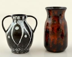 2 db Iparművészeti Vállalatos retro mázas kerámia váza, az egyik jelzett, hibátlanok, m: 21 és 19 cm