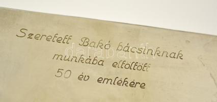 Alpakka doboz, gravírozott felirattal, fa betéttel, 20x14x5 cm