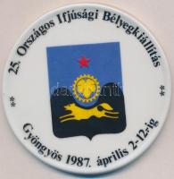 1987. "25. Országos Ifjúsági Bélyegkiállítás - Gyöngyös 1987. április 2-12-ig" festett, jelzett, egyoldalas Hollóházi plakett (89mm) T:2