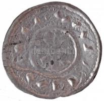 1077-1095. Denár Ag "I. László" (0,8g) T:2 enyhén hajlott / 
Hungary 1077-1095. Denar Ag ...