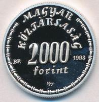 1998. 2000Ft Ag "Eötvös Loránd" eredeti tokban, tanúsítvánnyal T:PP ujjlenyomat
Adamo EM1...
