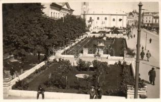 Nagyvárad, Oradea; tér, templom / square, church, photo