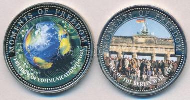 Libéria 2001. 10$ "Szabadság pillanatai - A berlini fal lerombolása 1989" multicolor + 10$ "Szabadság pillanatai - A kommunikáció szabadsága 21. század" multicolor T:1(PP) Liberia 2001. 10 Dollars "Moments of Freedom - Fall of the Berlin Wall 1989"  multicolor + 10 Dollars "Moments of Freedom - Freedom of communication, 21st century" multicolor C:UNC(PP)