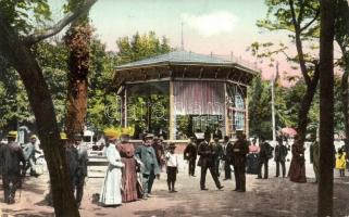 Pöstyénfürdő, Bad Piestany; Um den Musikpavillon / Zenepavilon / spa, music pavilion (EK)