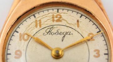 cca 1950 Pobeda szovjet arany (Au.) másodperc mutatós karóra (14K, 583), jelezett, kis karcolások az...