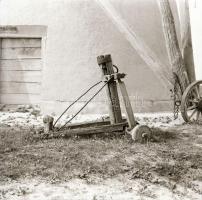 cca 1960 Kecskemét környéki szélmalom, 4 db szabadon felhasználható negatív, 6x6 cm