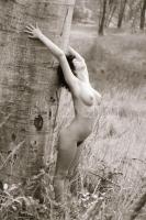 cca 1975 Szabadtéri aktfotózás, 42 db negatív felvétel, 24x36 mm