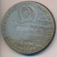 1952. Országos Testnevelési- és Sportbizottság aranyozott fém sí díjérme (49mm) T:2,2- aranyozás szinte teljesen lekopott