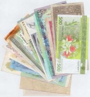 16db-os vegyes külföldi bankjegy tétel, közte Francia csendes-óceáni Területek, Chile, Guinea, Maldí...