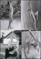 cca 1975 Lányok, asszonyok pucér kavalkádja, 44 db szolidan erotikus fotó, vintage negatívokról kész...