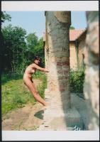 cca 1983 A családi kúria új lakója, 3 db szolidan erotikus fotó, vintage negatívokról készült mai na...