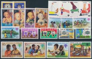 International Children's Year 7 sets + 4 blocks + 1 stamp Nemzetközi Gyermekév 7 klf sor + 4 bl...