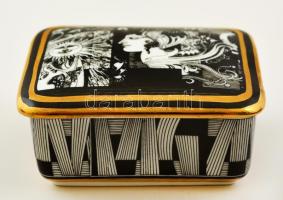 Hollóházi Szász Endre által tervezett mintával díszített porcelán dobozka, jelzett, hibátlan, 9x7,5x4 cm