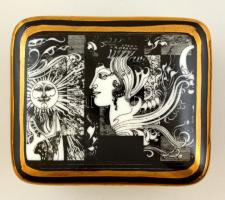 Hollóházi Szász Endre által tervezett mintával díszített porcelán dobozka, jelzett, hibátlan, 9x7,5x...