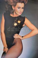 cca 1984 Hölgyek divatfotóit tartalmazó színes falinaptár + 2 db naptárból kivágott, erotikus fotóva...