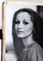 Nagy aláírás gyűjtemény, különféle magyar hírességek aláírásai noteszbe rendezve: Dohnányi Ernő, Bar...