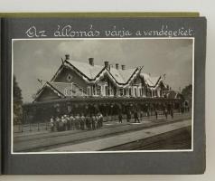 cca 1940 A "MANSZ" [Magyar Asszonyok Nemzeti Szövetsége] vasutas szakosztály keszthelyi vi...