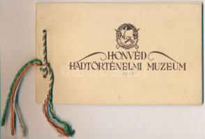 1949 Budapest I. Honvéd Hadtörténeti Múzeum, belsők. Állami Nyomda - képeslapfüzet 8 lappal / postcard booklet with 8 cards