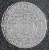 1468-1470. Denár Ag "I. Mátyás" hátoldalán részben előlapi veret (0,46g) T:2- Huszár: 716., Unger I.: 563. var.