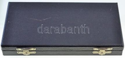 NDK 1968. 8db-os emlékérem szett díszdobozban, az érmeken Lasker, Hölderlin, Brecht, Braun, Winckelm...