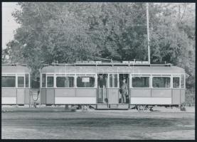 1929 Budapest, A 75-ös villamos Ganz villamos motorkocsija, utólagos előhívás, 10x15 cm