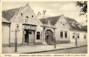 30 db RÉGI magyar városképes lap, vegyes minőség / 30 pre-1945 town-view postcards, mixed quality
