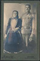 5 db műtermi fotó katonákról, vegyes minőségben, 10,5x6 és 14x9 cm közti méretben