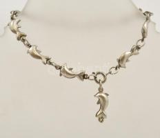 Ezüst(Ag) delfines karkötő, jelzett, h: 18 cm, nettó: 3,9 g