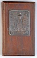 6db-os plakett tétel, közte 1951. "Sopron 1951. VI. 30." fém plakett fatalpon (plakett 59x...