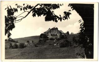 11 db főleg MODERN képeslap turistaházakról / 11 mostly MODERN postcards of mountain chalets, cottag...