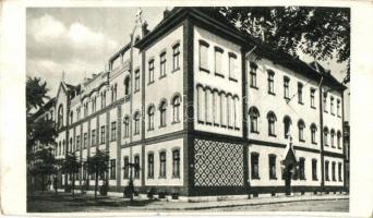 9 db RÉGI magyar városképes lap, vegyes minőség / 9 pre-1945 Hungarian town-view postcards in mixed ...