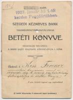 1927. Szegedi Kézműves Bank betéti könyve, bejegyzésekkel, lyukasztással érvénytelenítve + 1938. Szeged-Csongrádi Takarékpénztár betéti könyve, bejegyzésekkel