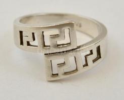 Ezüst(Ag) meander mintás gyűrű, jelzett, méret: 55, nettó: 3,7 g