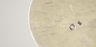 Ezüst(Ag) gyümölcsmintás tálka, jelzett, d: 7 cm, nettó: 26,7 g