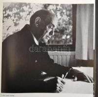 Architektúra sorozat 4 kötete: 
Kubinszky Mihály: Bohuslav Fuchs. Winkler Oszkár: Alvar Aalto. Máté...