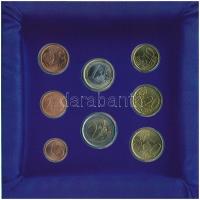 San Marino 2002. 1c-2E (8x) forgalmi sor,  karton dísztokban T:1
San Marino 2002. 1 Cent - 2 Euros ...