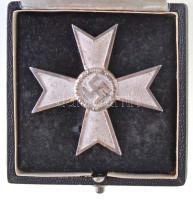 Német Harmadik Birodalom 1939. "Háborús Érdemkereszt I. Osztálya" ezüstözött fém kitüntetés függőleges tűvel, "15" gyártói  jelzéssel a tűn (Friedrich Orth), eredeti dísztokban  T:2  German Third Reich 1939. "War Merit Cross 1st Class without swords (Kriegsverdienstkreuz 1. Klasse ohne Schwertern)" silver plated metal decoration with "15" makers mark on vertical pin (Friedrich Orth), in original case  C:XF