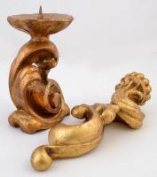 2 db barokk stílusú, aranyszínű fa gyertyatartó, m: 25,5 ill. 17,5 cm