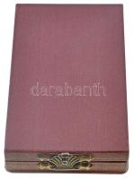 Csehszlovákia 1939. "Háborús Kereszt" Br kitüntetés szalagon, eredeti tokban T:2
Czechosl...