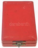 1947. "Magyar Szabadság Érdemrend" ezüst fokozata Ag kitüntetés mellszalagon, eredeti tokb...