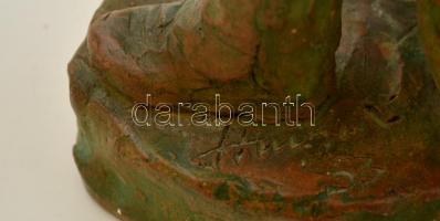 Olvashatatlan jelzéssel: Molnár. Mázas kerámia, apró lepattanásokkal, m: 27 cm