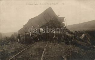 1909 Popovice, Vysinutí vlaku dne 13 rijna 09. J. Horák fotograf, St. Mesto u Hradiste / Railway disaster, wreck of a Hungarian MÁV train, photo (EK)