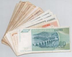 Vegyes: 88db-os bankjegy tétel, nagyrészt jugoszláv és román bankjegyek közte kevés régebbi T:I-III
...