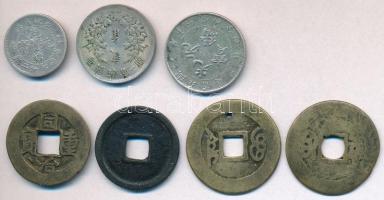 7db-os kínai fémpénz tétel, közte Kínai Császárság / Hupeh tartomány 1895-1907. 20c Ag T:2,2-
7ocs ...